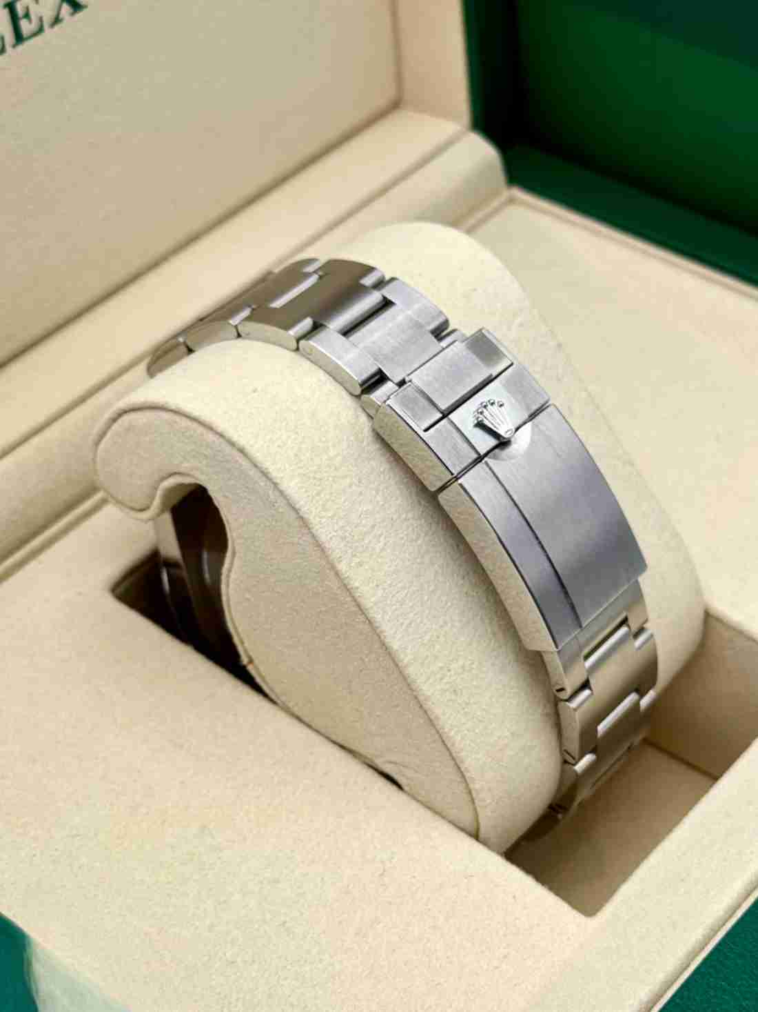 NEW 2026 Rolex Explorer II 42mm 226570 Stainless Steel Black Dial - Image 2