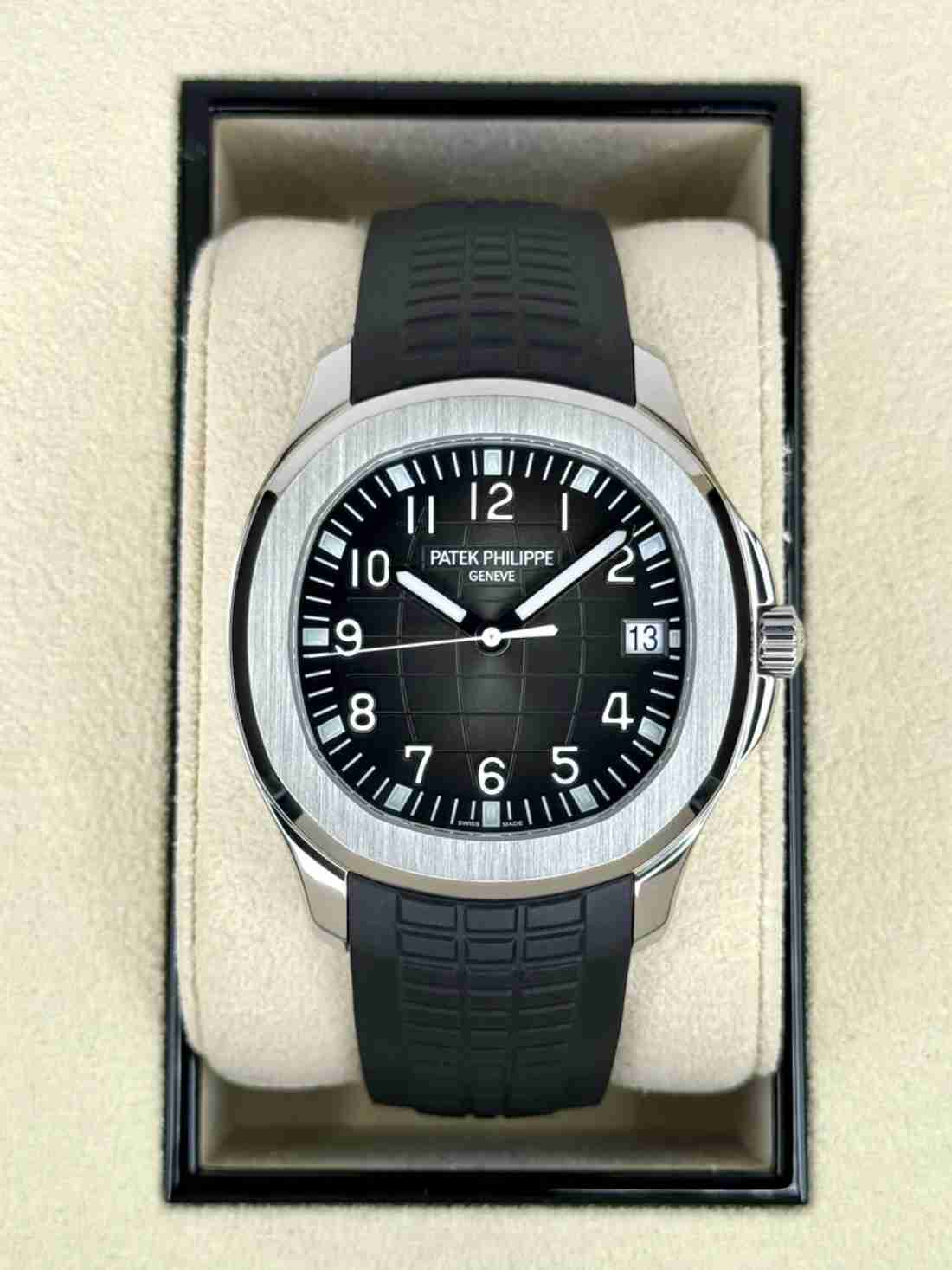 2022 Patek Philippe Aquanaut 5167/1A-001 40mm Stainless Steel Gray Dial