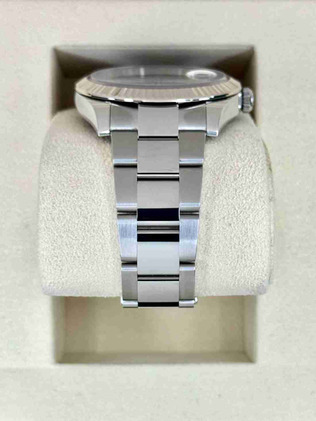 NEW 2026 Rolex Datejust 41mm 126334 Stainless Steel Oyster Wimbledon Dial - Image 3