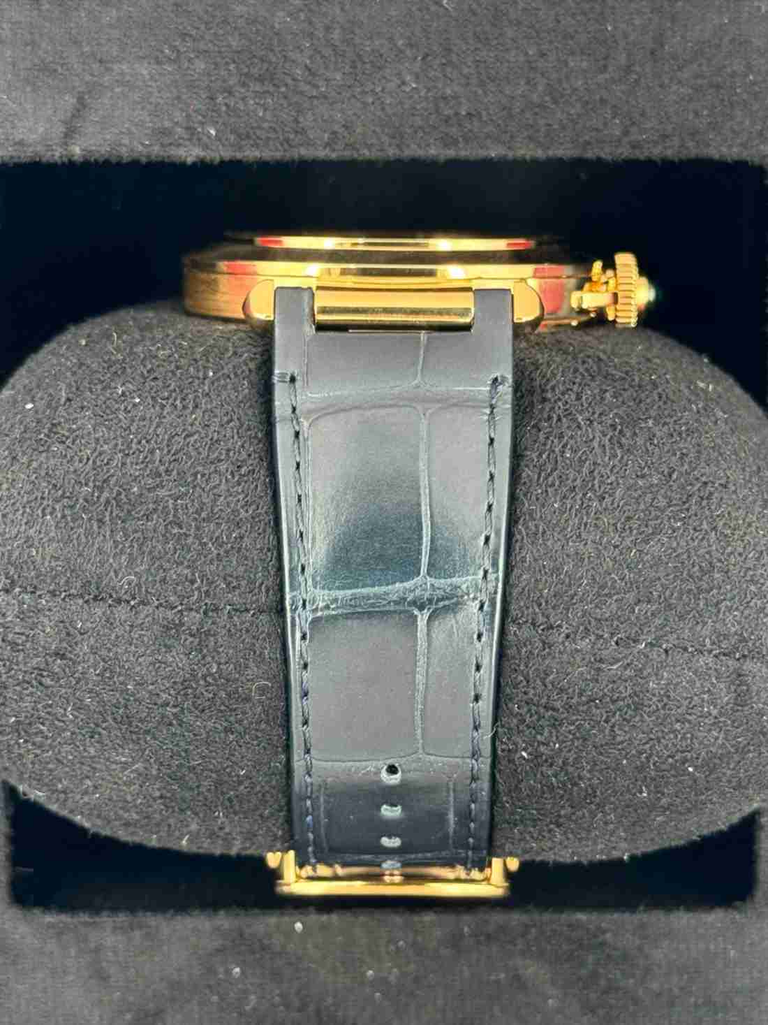 2023 Cartier Pasha 41mm WGPA0007 Yellow Gold Silver Dial - Image 3